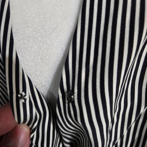 Rag & Bone Victor Sleeveless Blouse, Black White Stripe. Size M 3 of 3 - Picture 4 of 5